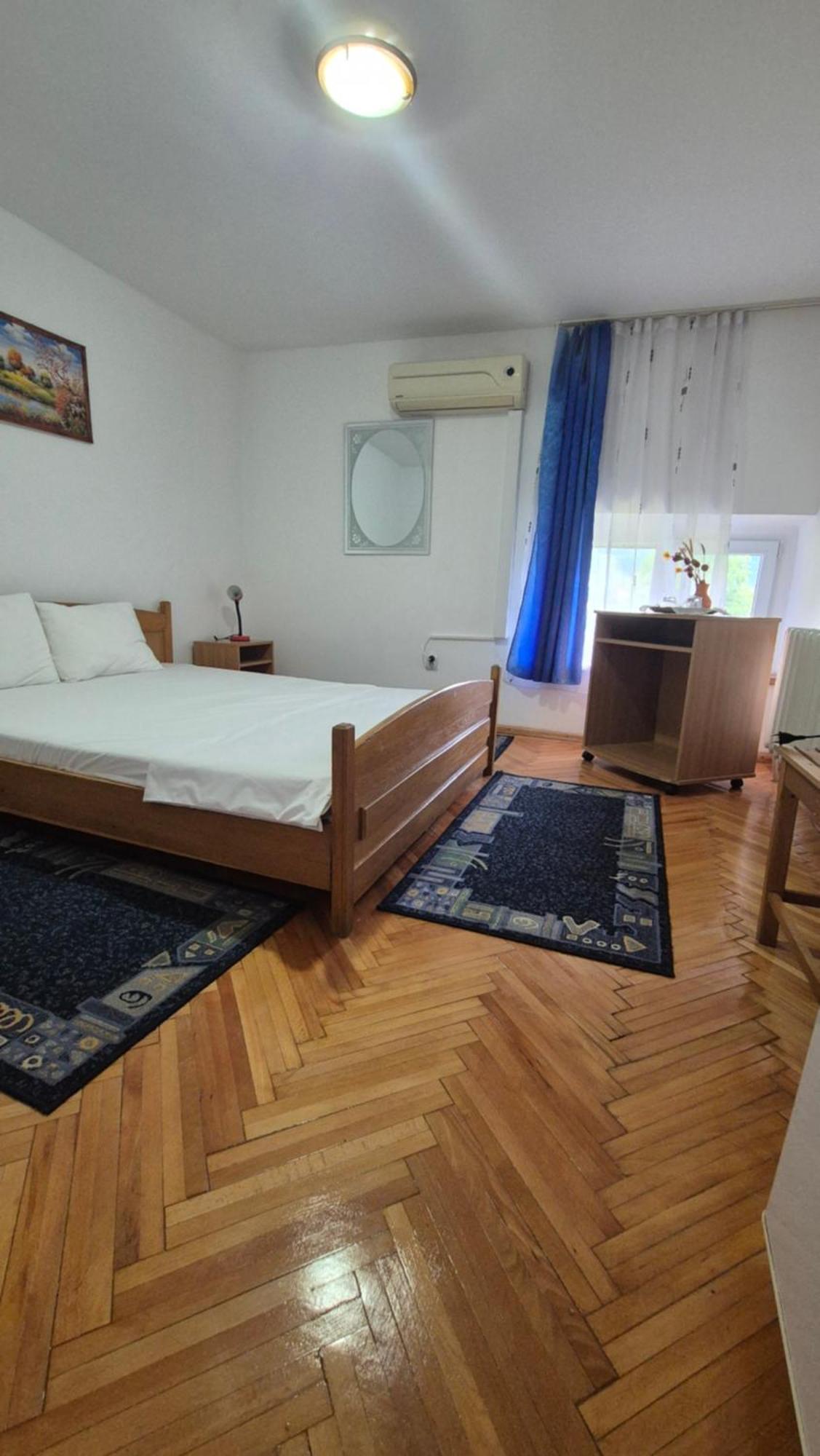 Vila Crinilor Călimăneşti Dış mekan fotoğraf